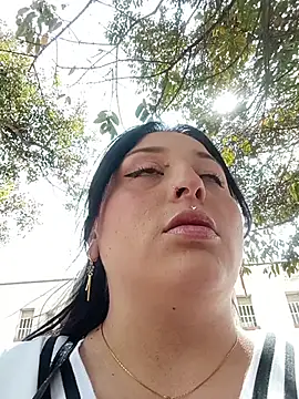 megan fox5 online show from October 23, 7:01 pm