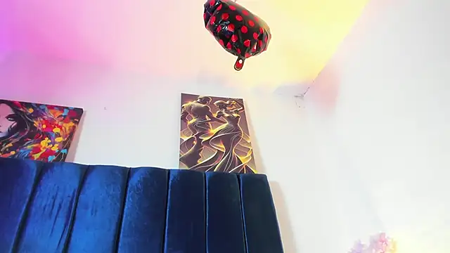 Snapshot of Annie_switt chatting on November 14, 8:40 pm Annie switt online show from November 14, 8:40 pm