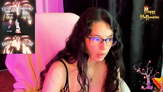 Snapshot of Samantha_blow chatting on October 16, 4:24 am Samantha blow online show from October 16, 4:24 am