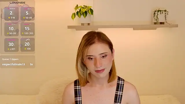 Snapshot of seraphine_star chatting on July 5, 8:38 pm seraphine star online show from July 5, 8:38 pm