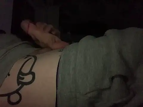 Snapshot of felicks1 chatting on November 18, 10:36 pm felicks1 online show from November 18, 10:36 pm