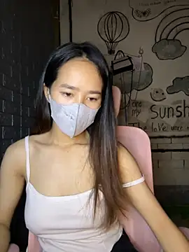 Snapshot of TiNa_04 chatting on September 23, 6:22 pm TiNa 04 online show from September 23, 6:22 pm