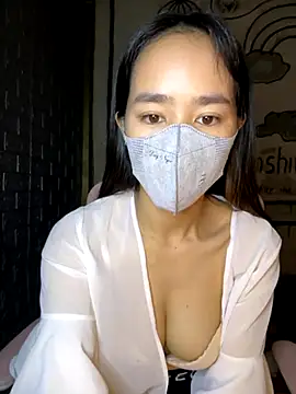 Snapshot of TiNa_04 chatting on September 29, 1:22 am TiNa 04 online show from September 29, 1:22 am