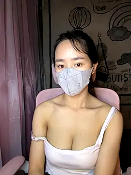 Snapshot of TiNa_04 chatting on October 16, 3:29 am TiNa 04 online show from October 16, 3:29 am