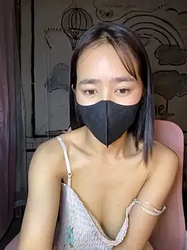 Snapshot of TiNa_04 chatting on November 7, 3:50 am TiNa 04 online show from November 7, 3:50 am