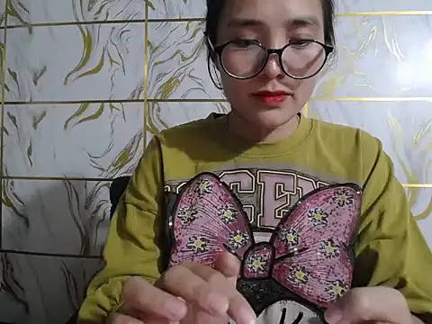 Lyzizi lovely09 online show from July 8, 1:37 pm