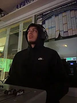 StrokingDaddy4 online show from January 12, 11:15 am