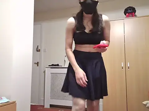 BobtailFormal online show from December 3, 9:02 pm