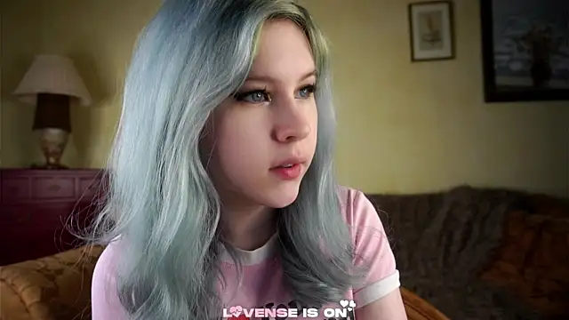 Snapshot of ElizSpieth chatting on June 17, 2:36 am ElizSpieth online show from June 17, 2:36 am