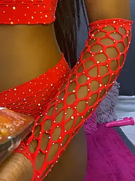 LonelyQueenxx25 online show from July 18, 6:01 pm