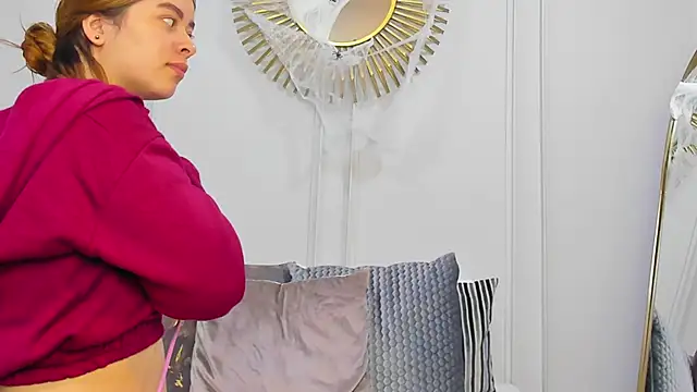 Snapshot of CharlotteBrownn_ chatting on October 23, 2:44 am CharlotteBrownn online show from October 23, 2:44 am