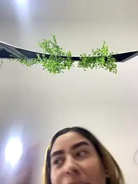 Snapshot of CharlotteBrownn_ chatting on October 25, 3:14 am CharlotteBrownn online show from October 25, 3:14 am