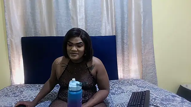 KinkyTrans23 online show from September 19, 9:32 am