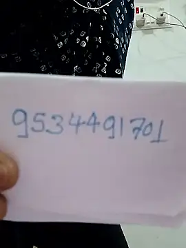 Snapshot of rani8008 chatting on June 19, 3:22 am rani8008 online show from June 19, 3:22 am