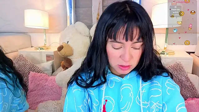 MeganAdamms online show from October 3, 12:35 pm