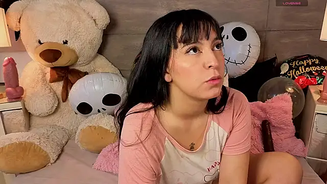 MeganAdamms online show from October 17, 12:30 pm