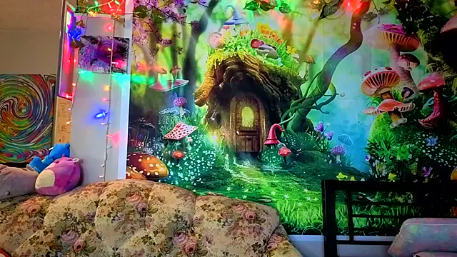 Snapshot of Princess__Kitty__ chatting on September 14, 6:29 pm Princess Kitty online show from September 14, 6:29 pm