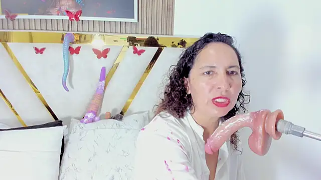 Luna Naughty1 online show from April 28, 2:27 am
