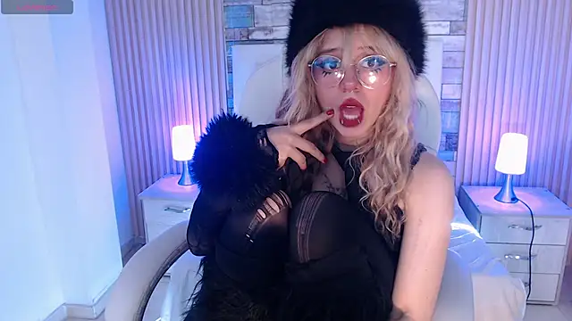 rihonna hs8 online show from September 20, 1:01 pm