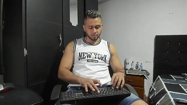 Ryan xc1 online show from June 22, 1:07 am