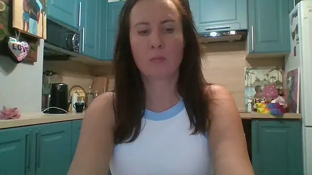 ALICAINWONDERLAND online show from November 2, 5:37 pm