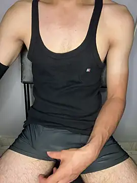 coupleyug online show from August 4, 10:51 am