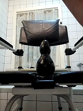 toywood online show from February 2, 8:40 pm