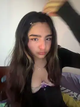 Snapshot of Clementyne30 chatting on September 26, 9:52 pm Clementyne30 online show from September 26, 9:52 pm