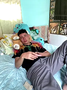 elfernh online show from December 19, 4:14 pm