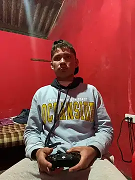 elfernh online show from February 13, 9:11 pm