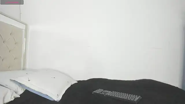 Snapshot of katitahotcam_ass chatting on October 3, 11:02 pm katitahotcam ass online show from October 3, 11:02 pm