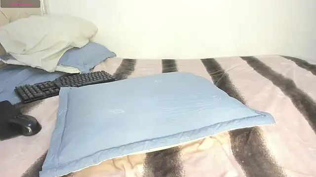 Snapshot of katitahotcam_ass chatting on October 10, 10:20 pm katitahotcam ass online show from October 10, 10:20 pm