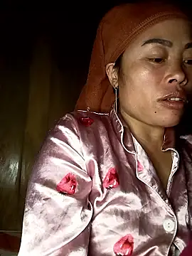 CoMay003 online show from January 17, 1:16 pm