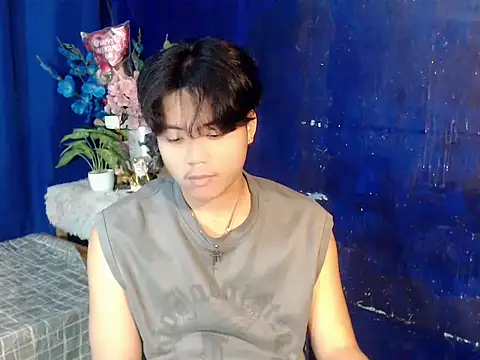 Snapshot of youre_BabyBoy chatting on December 21, 3:46 am youre BabyBoy online show from December 21, 3:46 am