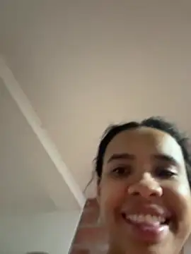 samiacooper25 online show from July 23, 12:35 am