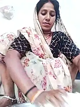 MISS-KAYA online show from May 11, 2:17 am