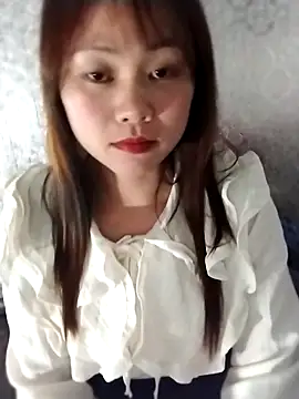 Snapshot of Sisi_dy01 chatting on April 20, 1:14 pm Sisi dy01 online show from April 20, 1:14 pm