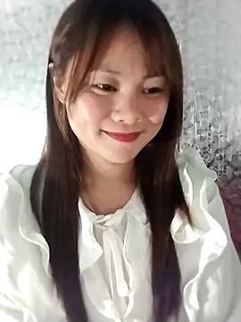 Snapshot of Sisi_dy01 chatting on April 25, 1:41 pm Sisi dy01 online show from April 25, 1:41 pm