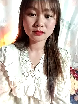 Snapshot of Sisi_dy01 chatting on May 7, 2:33 pm Sisi dy01 online show from May 7, 2:33 pm