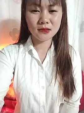 Snapshot of Sisi_dy01 chatting on June 8, 12:47 am Sisi dy01 online show from June 8, 12:47 am
