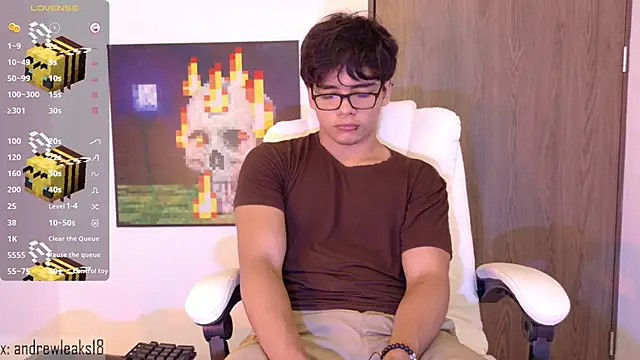 Snapshot of an_drew18 chatting on November 15, 2:24 pm an drew18 online show from November 15, 2:24 pm