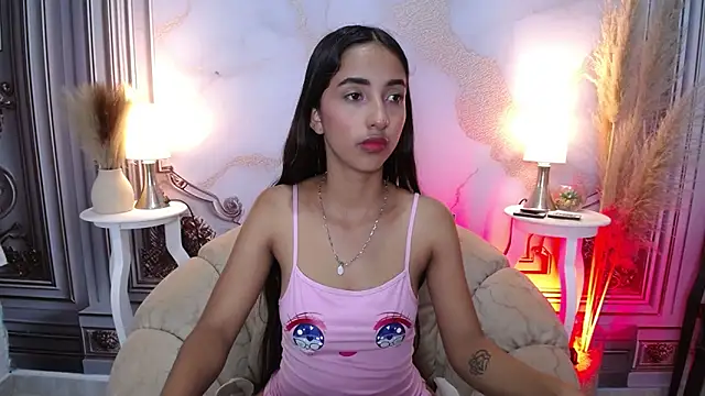 Snapshot of MilkyLally chatting on November 14, 11:09 am MilkyLally online show from November 14, 11:09 am