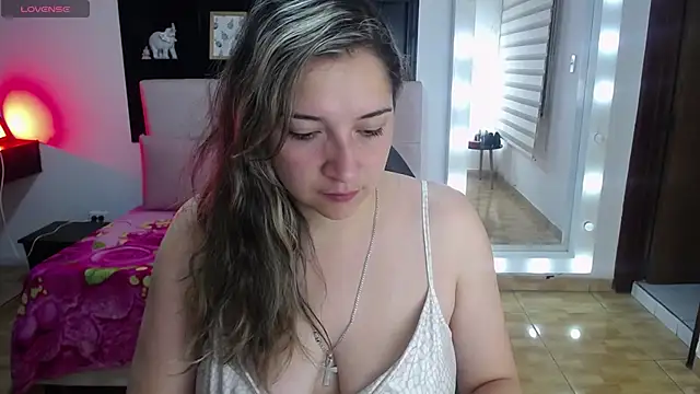 Agatha bellucci  online show from February 13, 1:07 pm