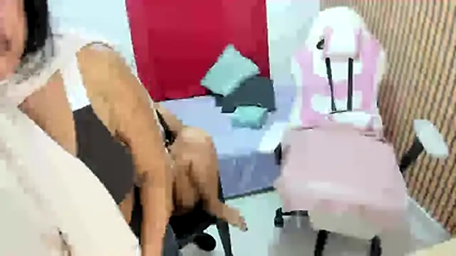 Tatihot69 online show from May 28, 2:09 am