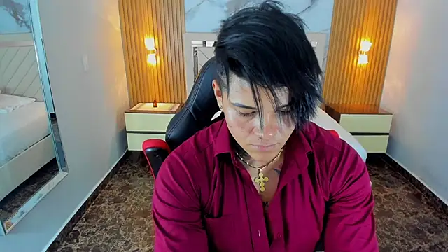 KAROLLJONES1 online show from June 6, 6:56 pm