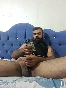 Snapshot of Umut1414 chatting on November 14, 10:51 pm Umut1414 online show from November 14, 10:51 pm