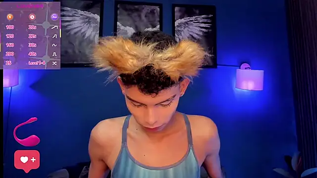 Room 69x online show from October 8, 2:04 pm