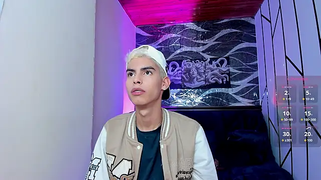 Room 69x online show from February 6, 3:11 am