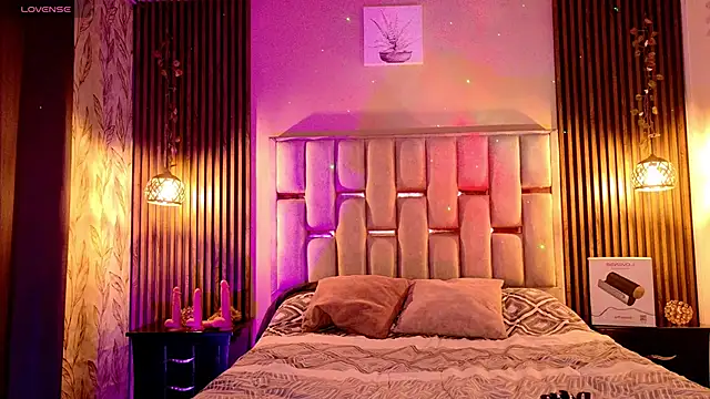 Room 69x online show from April 29, 5:30 pm