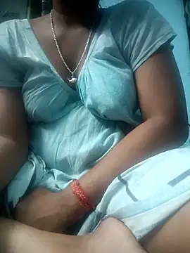 Snapshot of satisfiedgirl4 chatting on October 15, 11:05 pm satisfiedgirl4 online show from October 15, 11:05 pm